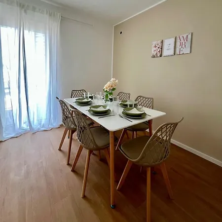 Διαμέρισμα Perfekte 5 Fuer Monteure & Handwerker Mit Wlan